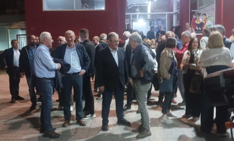 Στο-πλευρό-των-Τρικαλινών-ο-Δημήτρης-Κουτσούμπας:-Μήνυμα-ενότητας-και-αγώνα