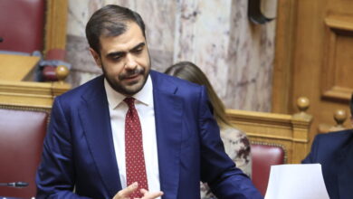 Μαρινάκης-για-«καρφιά»-Γεωργιάδη-κατά-Δένδια:-Δεν-υπάρχει-θέμα-εμμονής-–-«Να-ιδρώνεις-τη-φανέλα»-σημαίνει-να-βγαίνεις-και-να-απαντάς
