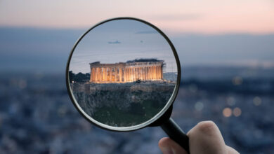 Ελληνική-οικονομία:-Χρονιά-–-τεστ-το-2027-για-ανάπτυξη,-τράπεζες-και-νοικοκυριά