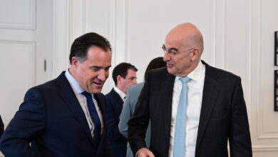 Άδωνις-Γεωργιάδης-για-Νίκο-Δένδια:-«Κάποιοι-θα-πάνε-και-στη-Σελήνη-για-να-μη-μιλήσουν»