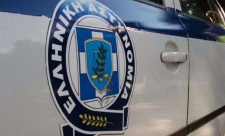 Τρίκαλα:-eπιχείρηση-του-ελληνικού-fbi-σε-σύνδεσμο-οπαδών-–-Εντοπισμός-οπλισμού-και-ναρκωτικών