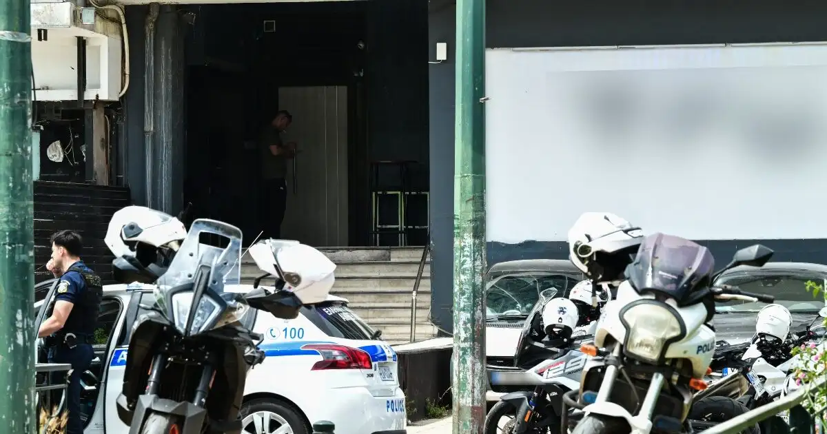 Καλλιθέα:-Νέο-βίντεο-ντοκουμέντο-από-την-καταδίωξη-του-58χρονου-που-πυροβόλησε-μέσα-στο-κλαμπ-και-τραυμάτισε-γυναίκα