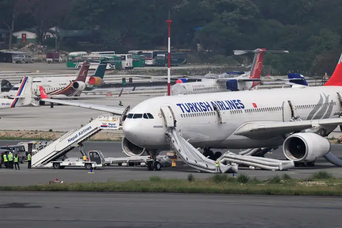 Φωτιά-σε-αεροσκάφος-της-turkish-airlines-κατά-την-προσγείωσή-του-στο-Νεπάλ