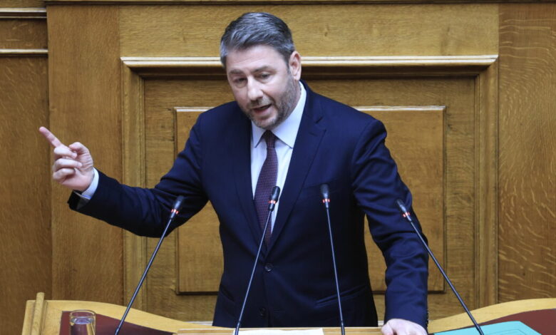 Πόθεν-έσχες:-Ο-λογιστής-του-Νίκου-Ανδρουλάκη-ξέχασε-να-δηλώσει-καταθέσεις-ενός-εκατομμυρίου-στο-εξωτερικό