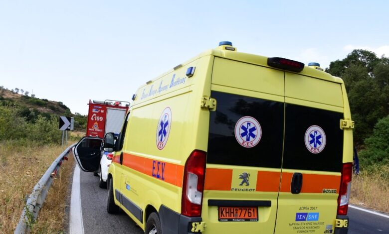 Πάτρα:-Διασωληνωμένος-57χρονος-οδηγός-μηχανής-μετά-από-τροχαίο