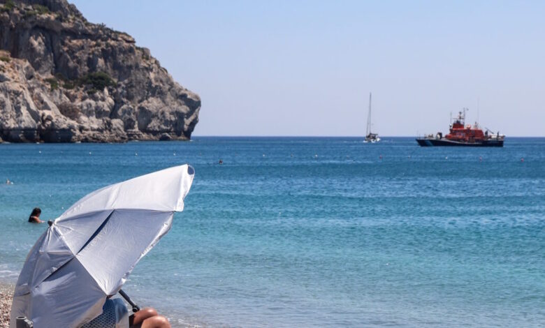 Καιρός-αύριο:-Στους-33-βαθμούς-η-θερμοκρασία-–-Ισχυροί-άνεμοι-έως-7-μποφόρ-στο-Αιγαίο