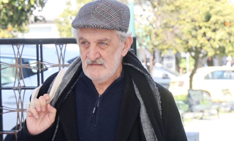 Δημήτρης-Καταλειφός:-«Δεν-μπορώ-να-πω-ότι-τα-παιδικά-μου-χρόνια-ήταν-ευτυχισμένα»