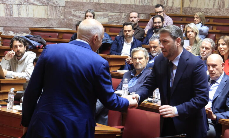 Το-σχέδιο-του-ΠΑΣΟΚ-για-τη-Συνταγματική-Αναθεώρηση: -«Όχι»-στην-υπερσυγκέντρωση-εξουσίας