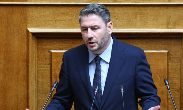 Ανδρουλάκης-κατά-κυβέρνησης:-«Αποτύχατε-στην-ακρίβεια-και-στο-Ταμείο-Ανάκαμψης,-δεν-έχετε-να-προσφέρετε-τίποτα-άλλο-στη-χώρα»