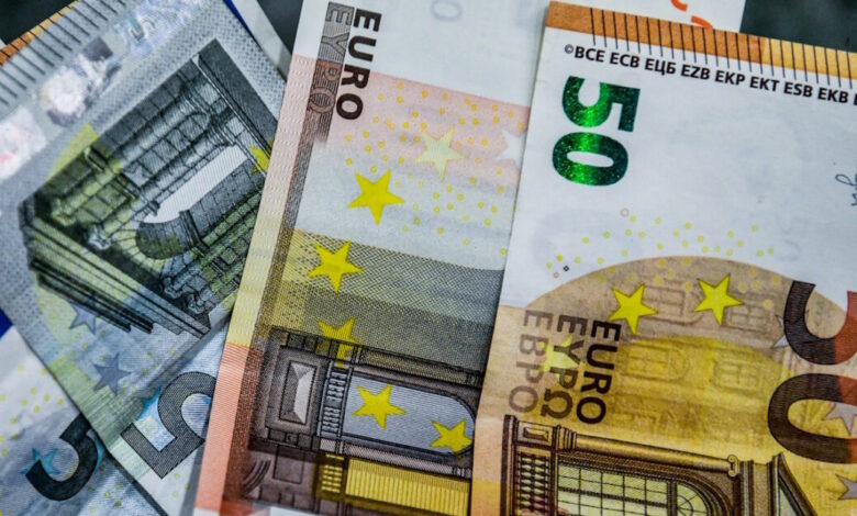 Απόφαση-–-«βόμβα»-για-τις-χρεώσεις-0,80-ευρώ-σε-λογαριασμούς-καταθέσεων