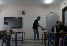 Τεχνητή-Νοημοσύνη:-Η-Ελλάδα-θεσπίζει-για-πρώτη-φορά-ολοκληρωμένο-πλαίσιο-για-την-ασφαλή-χρήση-της-στα-σχολεία