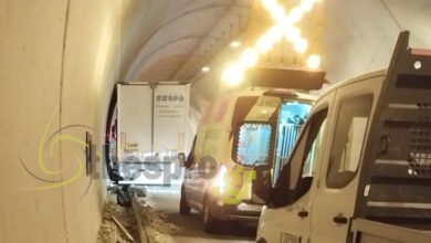 Τροχαίο-στην-Εγνατία:-Μεθυσμένος-οδηγός-φορτηγού-ξήλωσε-πεζοδρόμιο-50-μέτρων