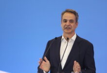 Συνέδριο-ΝΔ-με-άρωμα-εκλογών:-Το-μήνυμα-Μητσοτάκη-και-οι-τοποθετήσεις-Γεωργιάδη-–-Δένδια-μετά-τα-«καρφιά»-για-τη-«φανέλα»