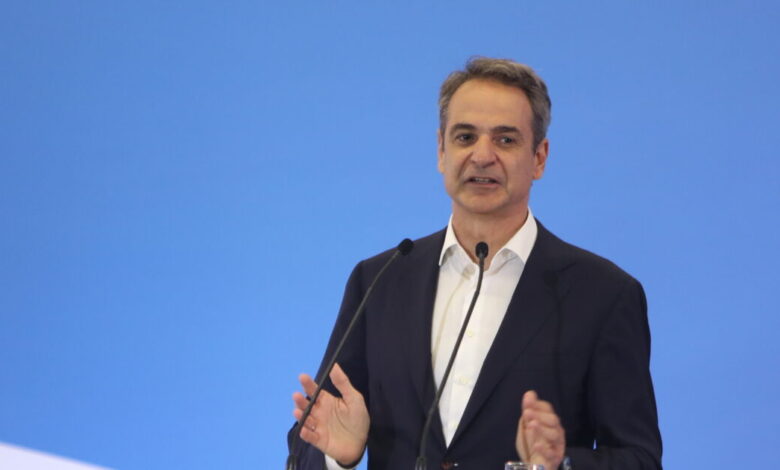 Συνέδριο-ΝΔ-με-άρωμα-εκλογών:-Το-μήνυμα-Μητσοτάκη-και-οι-τοποθετήσεις-Γεωργιάδη-–-Δένδια-μετά-τα-«καρφιά»-για-τη-«φανέλα»