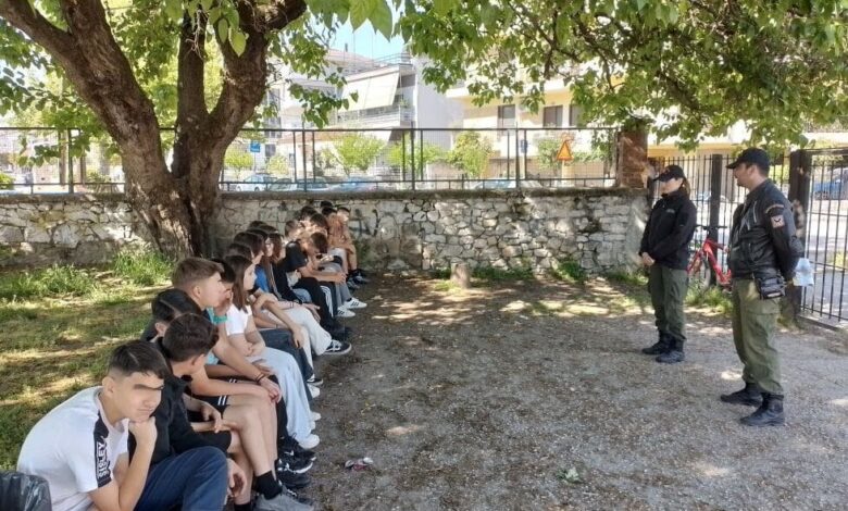 Η-Δημοτική-Αστυνομία-σε-δράση-του-1ου-Γυμνασίου-Τρικάλων