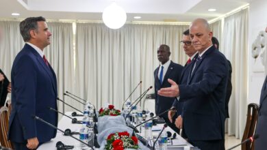 Στην-Κούβα-ο-επικεφαλής-της-cia,-καθώς-το-νησί-ξεμένει-από-πετρέλαιο
