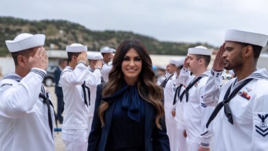 Η-Κίμπερλι-Γκιλφόιλ-«ανέβασε»-φωτογραφίες-από-την-επίσκεψη-στη-ναυτική-βάση-της-Σούδας