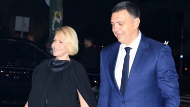 Τζένη-Μπαλατσινού:-Οι-τρυφερές-ευχές-για-τα-γενέθλια-του-Βασίλη-Κικίλια