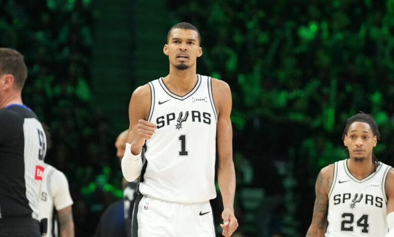 Πλέι-οφ-nba:-Στους-τελικούς-της-Δύσης-οι-Σαν-Αντόνιο-Σπερς,-ισοφάρισαν-σε-3-3-οι-Ντιτρόιτ-Πίστονς-στην-Ανατολή