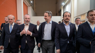 Δεύτερη-ημέρα-του-Συνεδρίου-της-ΝΔ-μέσα-από-φωτογραφίες:-Η-παρέμβαση-Μητσοτάκη-και-το-πάνελ-τεχνητής-νοημοσύνης