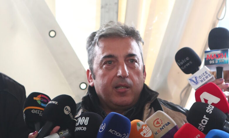 Τέμπη-–-Παύλος-Ασλανίδης:-Δεξαμενές-προπανίου-κάτω-από-τη-δικαστική-αίθουσα-στη-Λάρισα