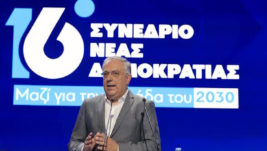 Τάκης-Θεοδωρικάκος-στο-16ο-συνέδριο-της-ΝΔ:-Δεν-θα-είχαμε-πετύχει-τίποτα-αν-δεν-έδινε-η-παράταξη-τις-μάχες-ενωμένη