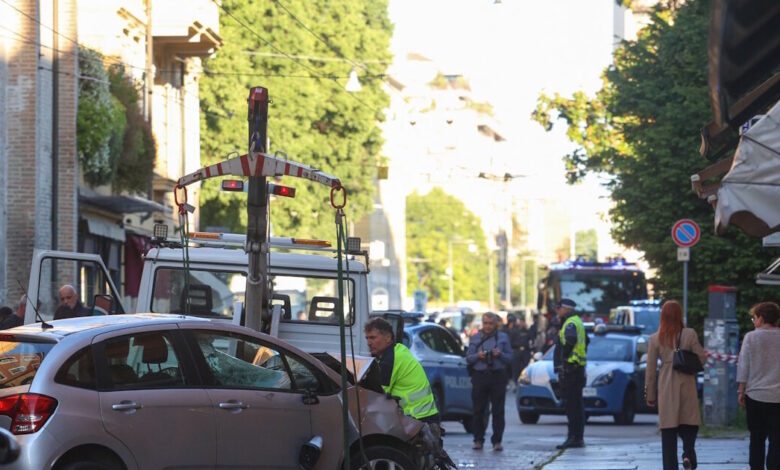 «Απέδειξα-ότι-η-Ιταλία-δεν-έχει-πεθάνει»-λέει-ο-άντρας-που-μπλόκαρε-τον-31χρονο-οδηγό-της-παράσυρσης-στη-Μόντενα