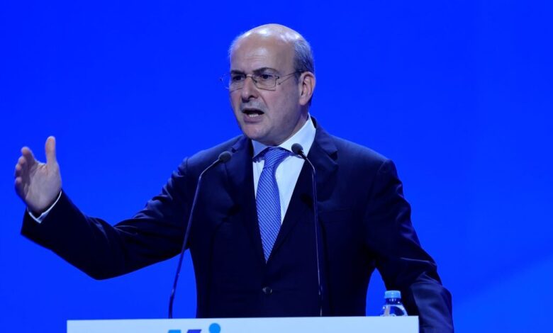 Κωστής-Χατζηδάκης:-Οικονομία,-άμυνα-και-θεσμική-επανεκκίνηση-οι-3-πυλώνες-της-ΝΔ-για-το-2030