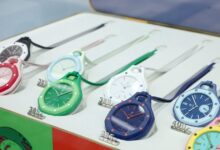 Παγκόσμια-υστερία-για-το-νέο-ρολόι-της-swatch-με-την-audemars-piguet-–-Ουρές-χιλιομέτρων,-επεισόδια-και-ξύλο-έξω-από-τα-καταστήματα