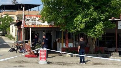 Τουρκία:-17χρονος-άνοιξε-πυρ-μέσα-σε-εστιατόριο-κοντά-στην-Μερσίνη-–-4-νεκροί-και-8-τραυματίες