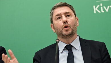 Στο-ΠΑΣΟΚ-αναμένουν-τα-νέα-κόμματα-Τσίπρα-και-Καρυστιανού-αλλά-εκτιμούν-πως-δεν-θα-αλλάξουν-οι-ισορροπίες