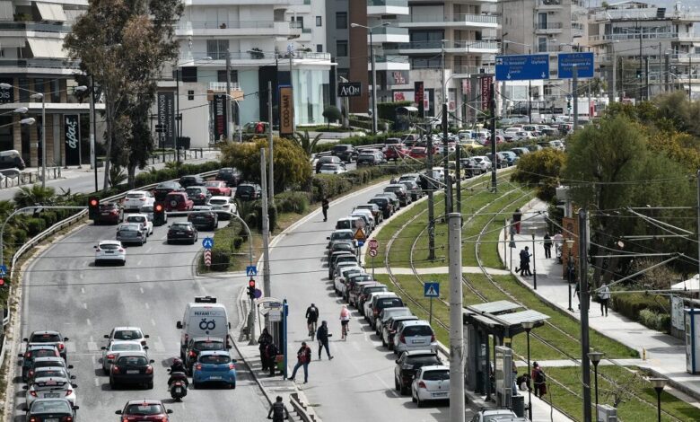 Ώρες-ανησυχίας-δίχως-επίσημη-ενημέρωση-για-την-έντονη-μυρωδιά-στα-Νότια-Προάστια-–-Ανάστατος-ο-κόσμος-στις-γειτονιές