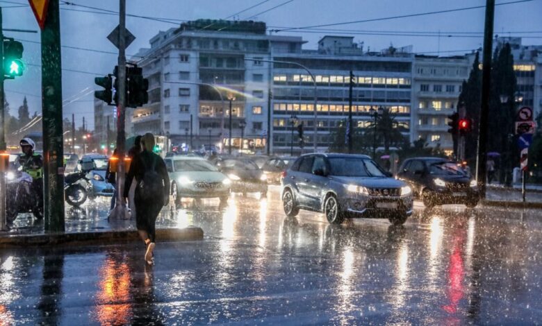 Καιρός:-Καταιγίδες-και-την-Παρασκευή-–-Σε-ποιες-περιοχές-θα-είναι-πιο-έντονα-τα-φαινόμενα-και-τι-θα-γίνει-το-Σαββατοκύριακο