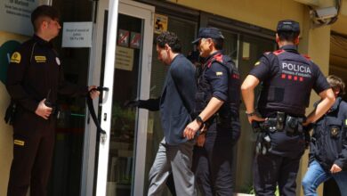 mangο:-Δύο-ορειβάτες-βοήθησαν-τον-Τζόναθαν-Άντικ-μετά-την-μοιραία-πτώση-του-πατέρα-του-–-Νέα-στοιχεία