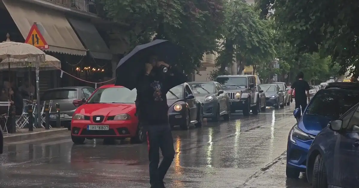 Καιρός:-Βροχερή-Πέμπτη-στην-Αθήνα,-μπόρες-και-χαλάζι-τα-επόμενα-24ωρα-σε-πολλές-περιοχές-της-χώρας
