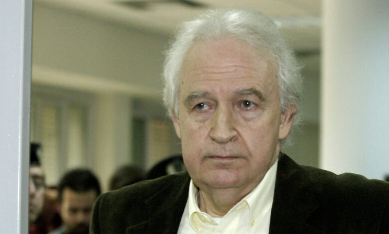 Αποφυλακίστηκε-ο-Αλέξανδρος-Γιωτόπουλος-–-Ήταν-ο-αρχηγός-της-17Ν