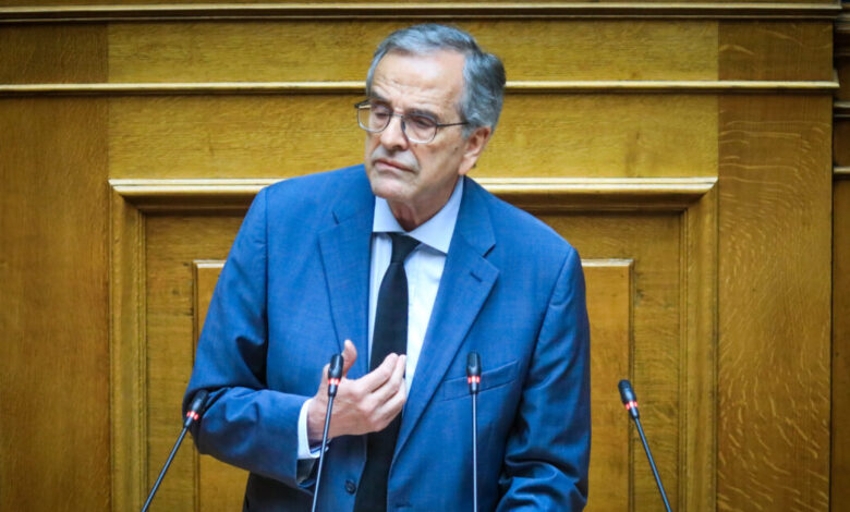 Ομοβροντία-Σαμαρά-κατά-Μητσοτάκη-για-εθνικά-θέματα-και-υποκλοπές:-«Δεν-είστε-Κυβερνήτης-ή-Ηγεμόνας,-είστε-πρωθυπουργός»-–-«Διέγραψε-από-το-συνέδριο-κι-εμένα-και-τον-Καραμανλή»