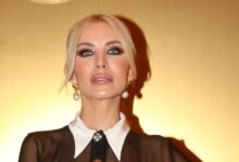 Η-Κατερίνα-Καινούργιου-λαμπερή-σε-επίσημη-εμφάνιση-1,5-μήνα-μετά-τη-γέννηση-της-κόρης-της