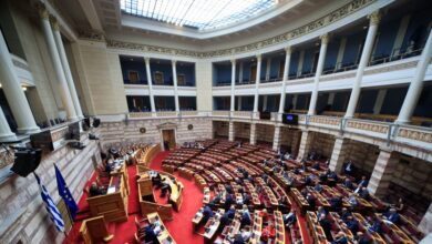 Βουλή:-Απορρίφθηκε-με-155-«Όχι»-η-πρόταση-του-ΠΑΣΟΚ-για-εξεταστική-για-τις-υποκλοπές-–-Απών-ο-βουλευτής-της-ΝΔ-Γιώργος-Βλάχος