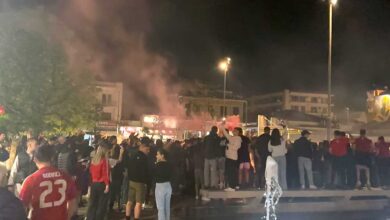 Τρίκαλα:-Πανηγυρισμοί-μετά-τον-αγώνα-του-Ολυμπιακού