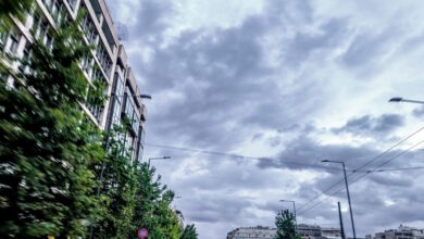 Καιρός-σήμερα:-Βροχές-και-καταιγίδες-κυρίως-το-απόγευμα-–-Έως-6-μποφόρ-οι-άνεμοι-στο-Αιγαίο