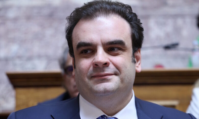Πιερρακάκης:-Οι-πρόωρες-αποπληρωμές-χρέους-εξοικονομούν-ήδη-έως-800-εκατ.-ευρώ