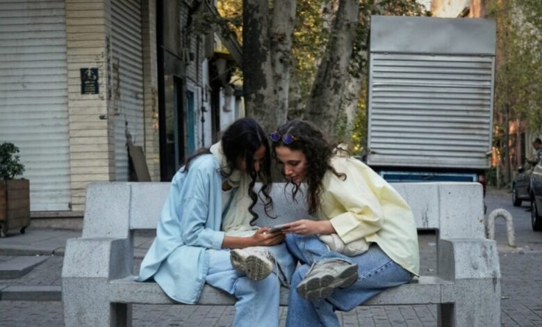 Το-Ιράν-σκέφτεται-την-επιστροφή-στο-ίντερνετ-μετά-από-87-ημέρες