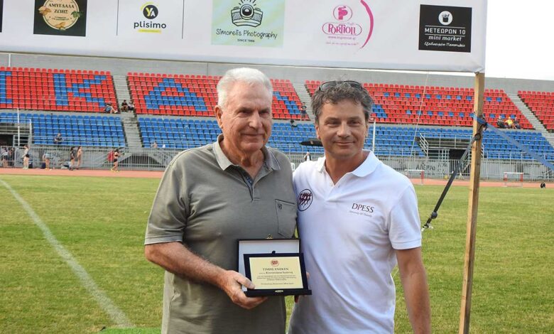 Τιμήθηκε-ο-Γιάννης-Κοντονάσιος-στο -«trikala-athletics»