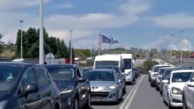 Ασφυξία-στον-Έβρο-από-τις-ουρές-των-αυτοκινήτων-μετά-το-νέο-σύστημα-ελέγχων-–-Αναμονή-10-ωρών-στο-Τελωνείο