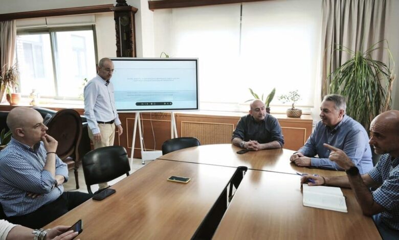 ΔΕΥΑΤ:-Στα-25,24-εκατ.-ευρώ-τα-δύο-νέα-αντιπλημμυρικά-σε-«Τρίκκη»-και-περιοχή-οδού-Μετεώρων-–-Παρουσιάστηκαν-οι-μελέτες