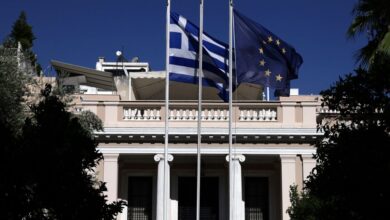 Κυβερνητικές-πηγές:-Το-ίδιο-αμετανόητος-και-απαράλλαχτος-ο-Τσίπρας