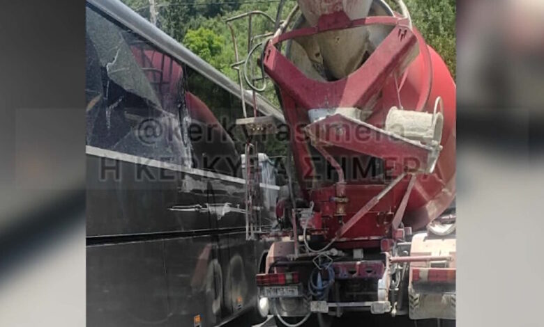 Τροχαίο-στην-Κέρκυρα:-Λεωφορείο-με-τουρίστες-συγκρούστηκε-με-μπετονιέρα