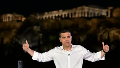 Το-παρασκήνιο-πίσω-από-την-«ΕΛΑΣ»:-Πώς-ο-Αλέξης-Τσίπρας-διάλεξε-το-όνομα-και-η-επόμενη-μέρα-σε-ΣΥΡΙΖΑ-και-Νέα-Αριστερά
