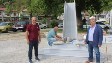 Επανέρχεται-στη-φυσική-και-ιστορική-του-θέση-το-Μνημείο-Εθνικής-Αντίστασης-για-τη-Μάχη-της-Πόρτας